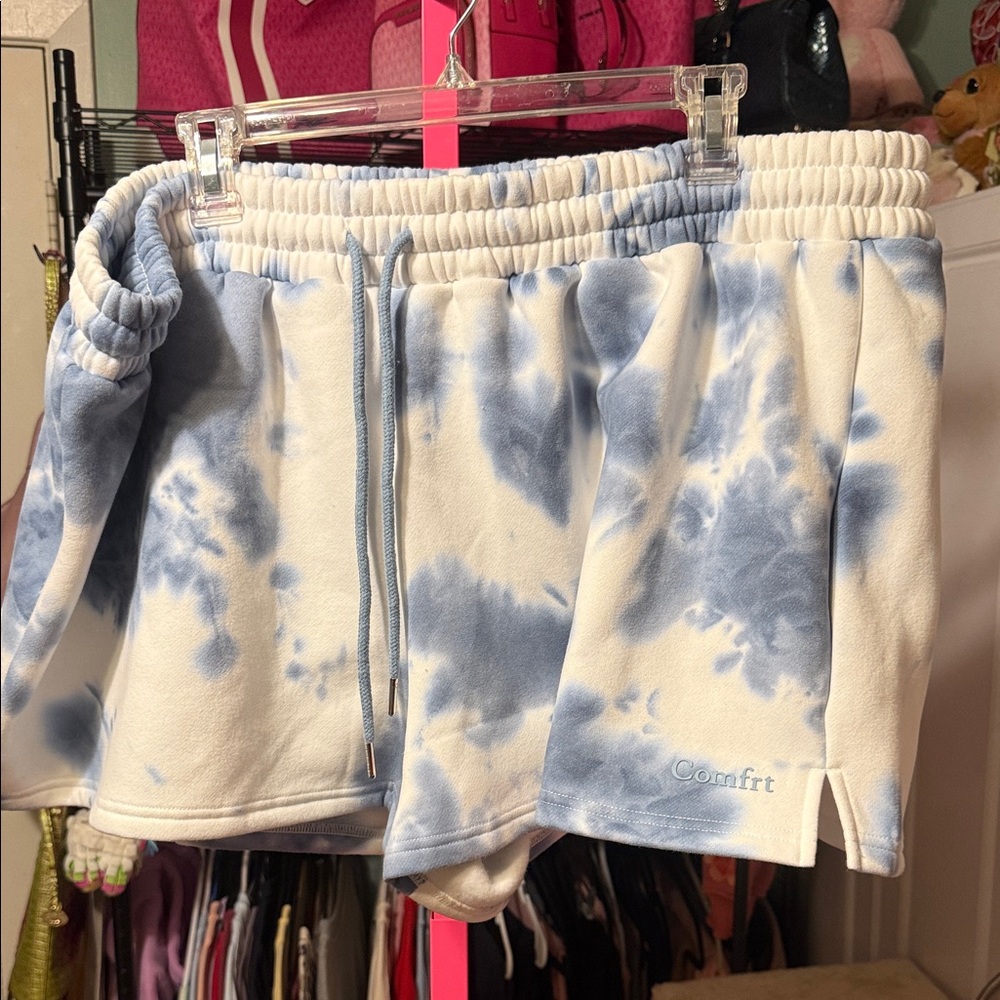 Comfrt Women's Athletic Shorts in Blue Tie-Dye